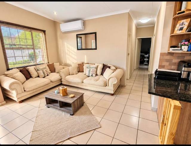 3 BEDROOM HOUSE FOR SALE IN NGWENYA RIVER ESTATE